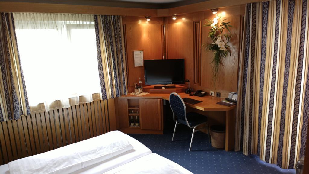 Hotel Tijda Stuttgart Luaran gambar
